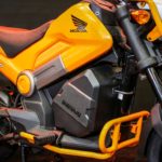 Salão Duas Rodas HONDA NAVI DETALHE 02